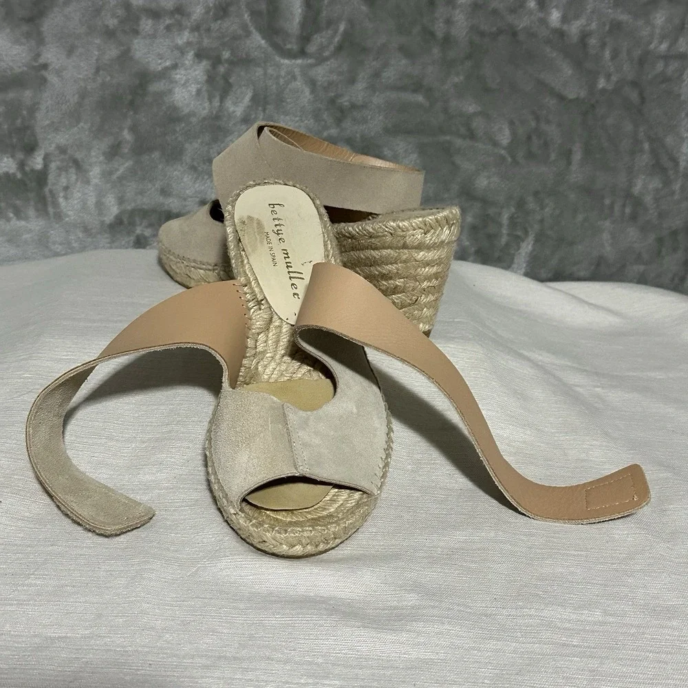 Bettye Muller Strappy Leather Espadrille Wedge Sandals Womens 7/37 Beige Coastal